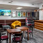 Üdülőközpont Browns Sports 4*